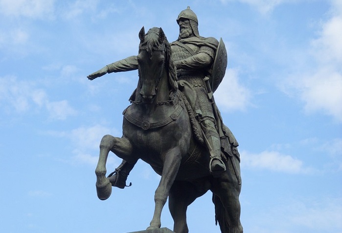 Памятник Юрию Долгорукому в Москве: описание